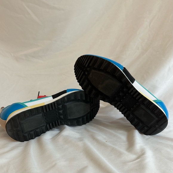 Steve Madden Arctic Cutout Sneakers Size 8 - Picture 6 of 8